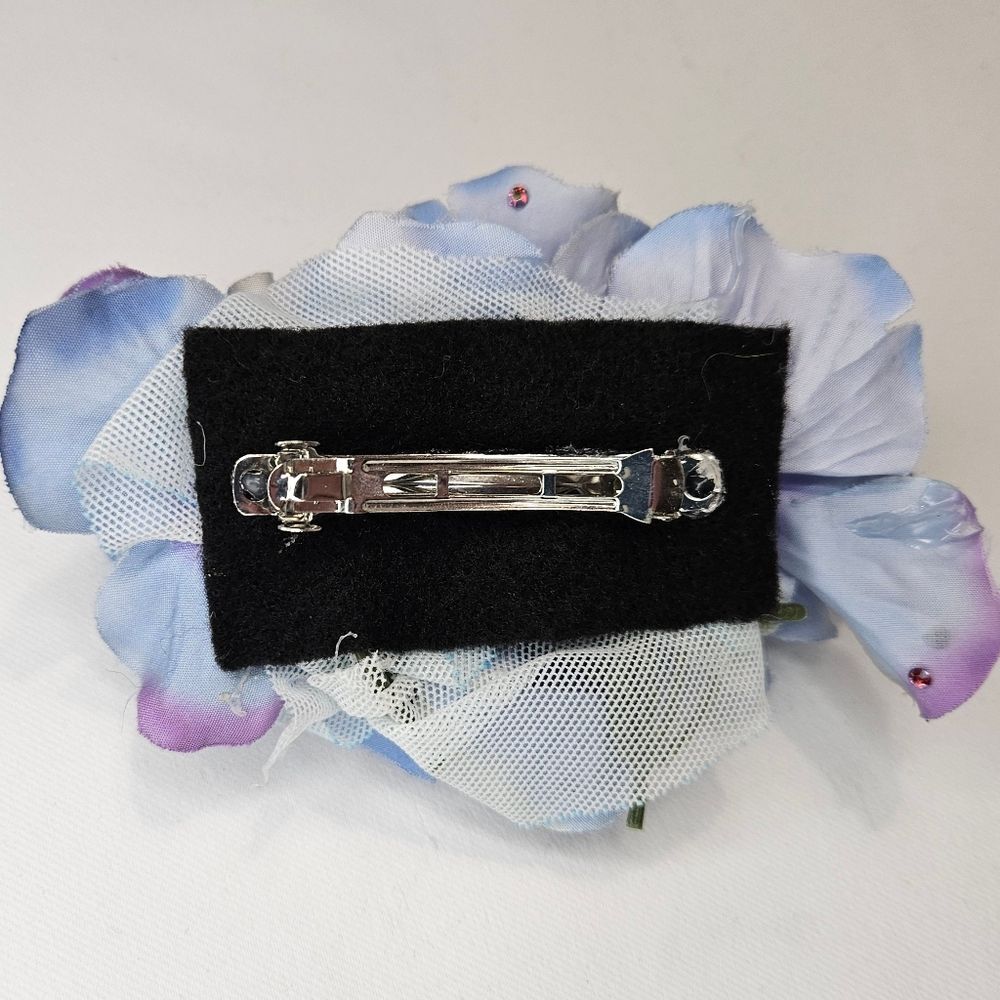 Blue Hydrangea Hair Accessory - Picture 4 of 4